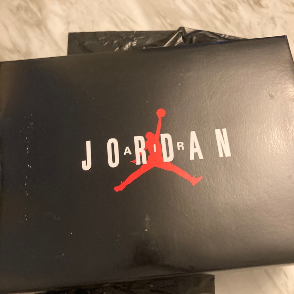 Jordan 9 University blue